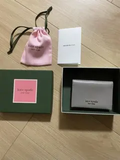 ケイトスペードニューヨーク　二つ折り　財布