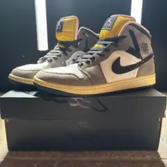 NIKE Air Jordan 1 MIDグレー/ホワイト/ブラック/イエロー