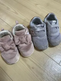 New Balance 996スニーカー & ピンク ベビーシューズ セット