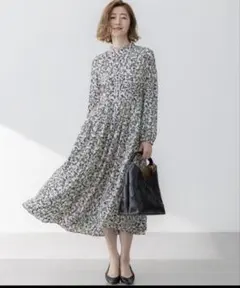 23区 38 アイボリー 「洗える」シャドーリーフプリント ワンピース
