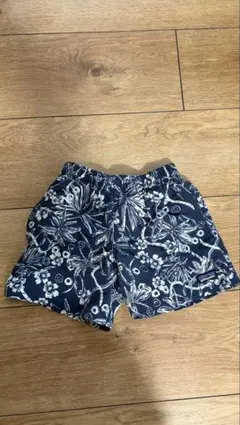 パタゴニア 花柄ハーフパンツ ネイビー