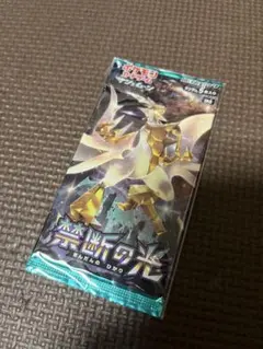 新品未開封　ポケモンカード　禁断の光　1パック