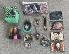 鬼滅の刃 ポーチ キーホルダー他 まとめ売り