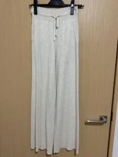 ユニクロ　ウォッシャブルニットリブパンツ　Mサイズ