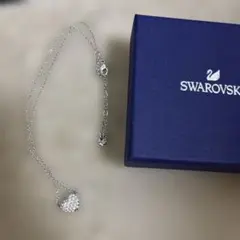 スワロスキー