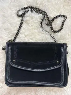 【MANGO】黒 スエード ショルダーバッグのサムネイル