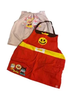 アンパンマン エプロン 子供用 2枚セットです。