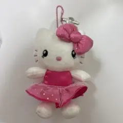 ハローキティ　ぬいぐるみキーホルダー　ピンクドレス　USJマスコット