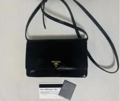PRADA サフィアーノ ヴェルニ スマホショルダーバッグ