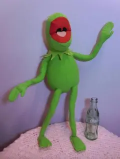 Item thumbnail for item dc189a34-8abd-43b3-8a7c-b16e8b41ce30