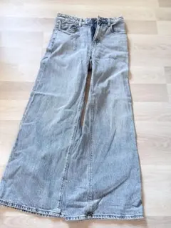 GU ワイドパンツ デニム ライトブルー