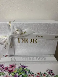DIOR ディオール ギフト ボックス 空箱 収納 リボン ホワイト 白