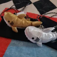 メガロドン(サメ)型キーホルダー＆ポーチセット USJジョーズ2個セット