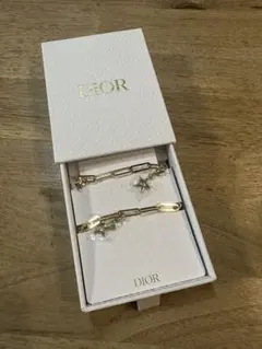 DIOR ロゴチャーム付きストラップ ディオールノベルティ