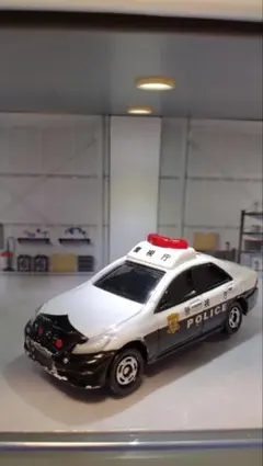 トミカ トヨタクラウンパトロールカー