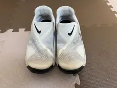 NIKE フライイーズシューズ　ホワイト
