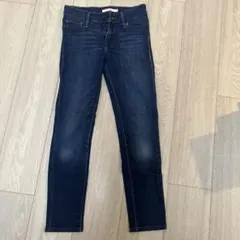 Levi's Slimming Skinny デニムパンツ 24インチのサムネイル