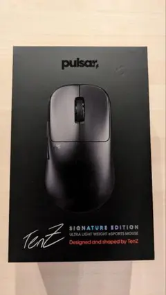 Pulsar TenZ Signature Edition マウス本体