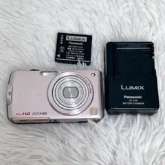 Panasonic LUMIX DMC-FX700 ピュアピンクゴールド充電器付のサムネイル