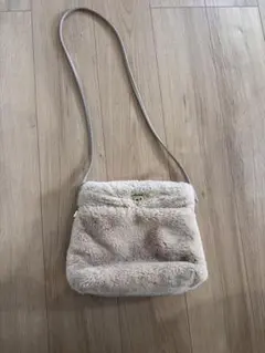 フェイクファー ショルダーバッグ ベージュ