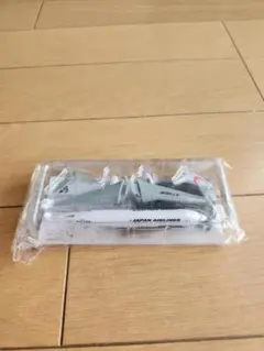 JAPAN AIRLINES 飛行機モデル スタンド付き