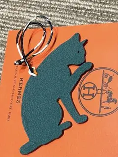 入手困難♡エルメス プティアッシュ チャーム 猫のサムネイル