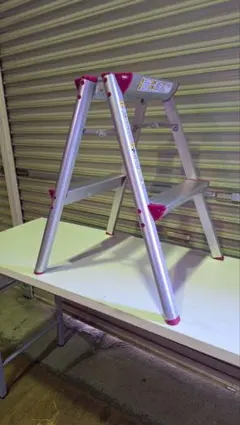 Item thumbnail for item 1baab45b-1883-4c41-872c-b32a78bc565d