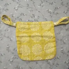 ハンドメイド　抱っこ紐　よだれカバー