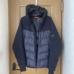 MAMMUT フード付きダウンジャケット 黒/グレー