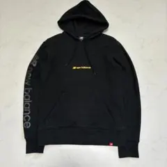 New Balance パーカー ロゴプリント 黒 S（B789）