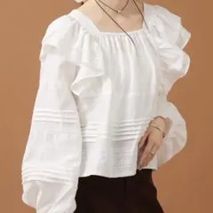 ★新品タグ付き【mystic】レースフリルブラウス　ミスティック