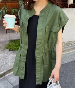 購入者決定済【新品】DISCOAT スタンドネックミリタリーベスト　カーキ