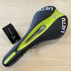 自転車サドル スポーツバイク仕様 薄型 ブラック緑ラインのサムネイル