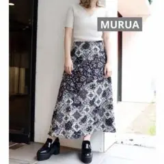 新品未使用　MURUA ロングスカートフリーサイズ ペイズリー柄