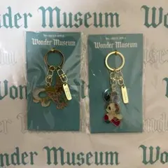 ワンダーミュージアム ステンドグラスキーホルダー ミセス