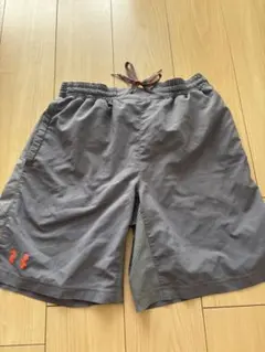 Under Armour ショートパンツ MDMグレー/オレンジ