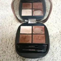 コスメデコルテ　アイシャドウ　01 Rosy Brown