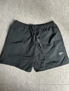 【Reebok】ブラックショートパンツ Mサイズ