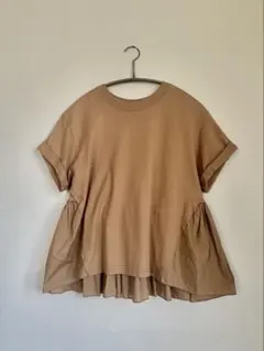 【CLANE】　BACK FRILL TEEのサムネイル