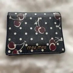 miumiu チェリー柄 デニム 二つ折り財布のサムネイル
