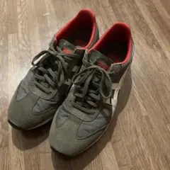 ASICS グレー/オリーブ スニーカー