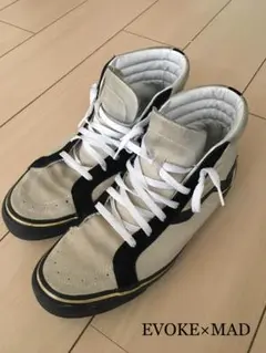 Item thumbnail for item d8104fe9-c608-4a48-af22-b757e1fa0dd0