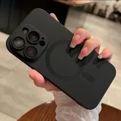 iphone15proma￼￼x 用ケース　ブラック