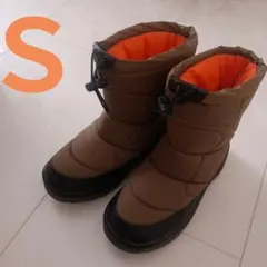 Item thumbnail for item f1d3d89c-fbfa-4d3f-bdfa-8e559a1553f5