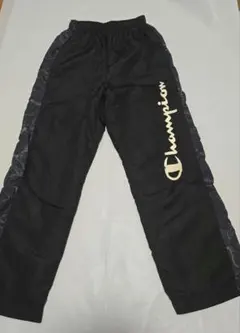 Champion 黒 ナイロンパンツ 140