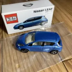 トミカ Nissan LEAF スケール1/68