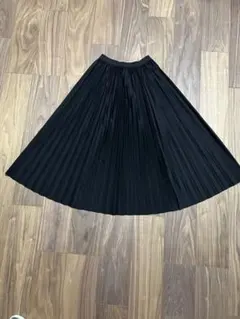 冬用 黒のプリーツスカート Sサイズ 中古品