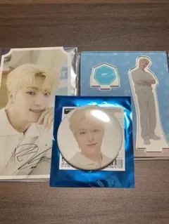 SEVENTEENCAFE セブチカフェ ディノ 特典 アクスタ 缶バッジ