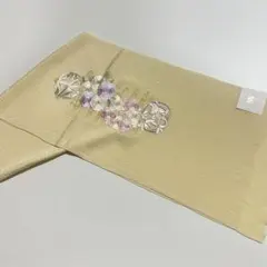 スポット限定２０点！！　新品　日本製　シルク　ちりめん地　刺繍　帯揚げ　９８３