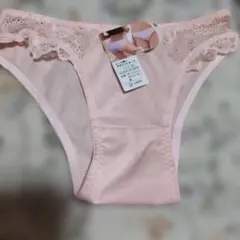 レース付きピンクショーツ Mサイズ 680円新品